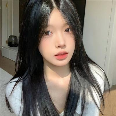 劳拉·马尔斯的眼睛